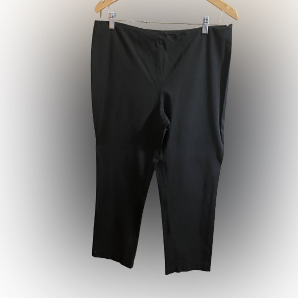 Macy’s INC International Concepts women’s black ankle pants size 12